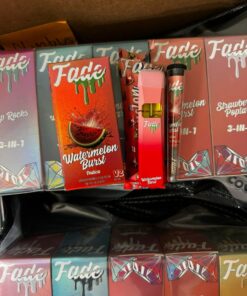 Alternative view of V2 FADE 2G DISPOSABLE Comes With a Pre-Roll and 100mg Gummy